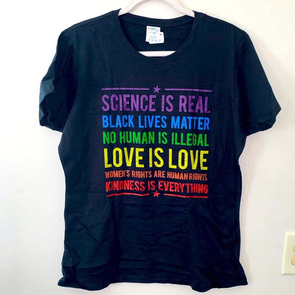 XL black and rainbow progressive graphic t-shirt